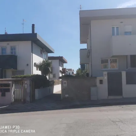 Taverna A 100 Mt Dal Mare Lejlighed Porto Torres
